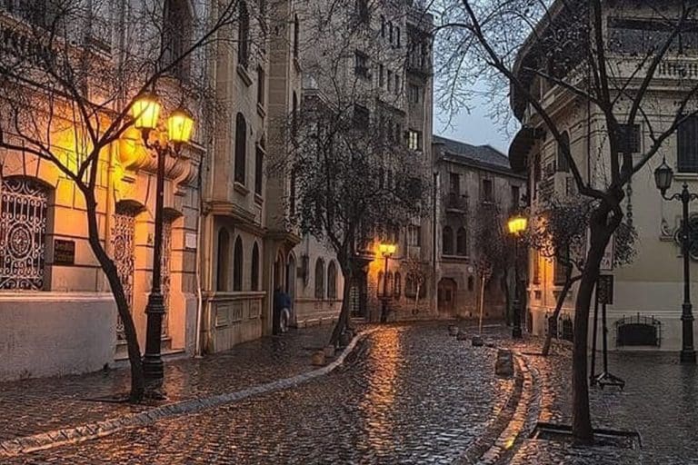 Barrio París Londres - Turistik